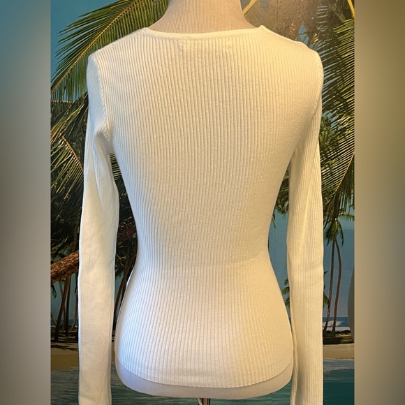 Designer’s sweater (Made in Italy) - Picture 4 of 4